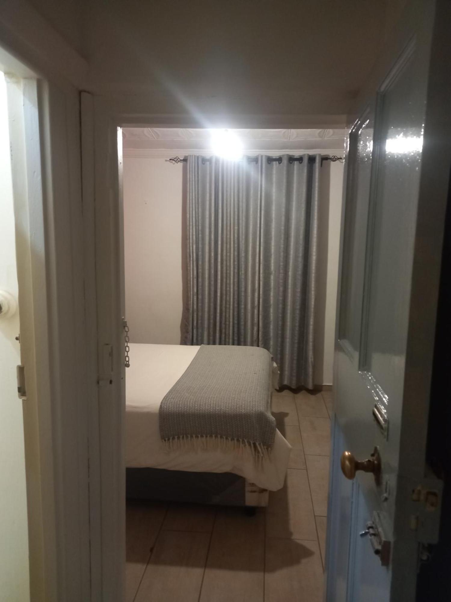 Choice Backpackers Lodge 불라와요 외부 사진