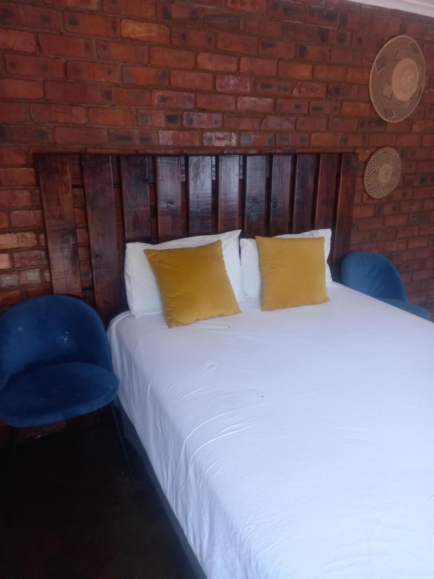 Choice Backpackers Lodge 불라와요 외부 사진